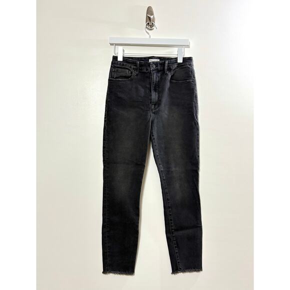 Good American Good Waist Fray Hem Cropped Skinny Jeans in Black 215 Size 10 - Picture 2 of 6